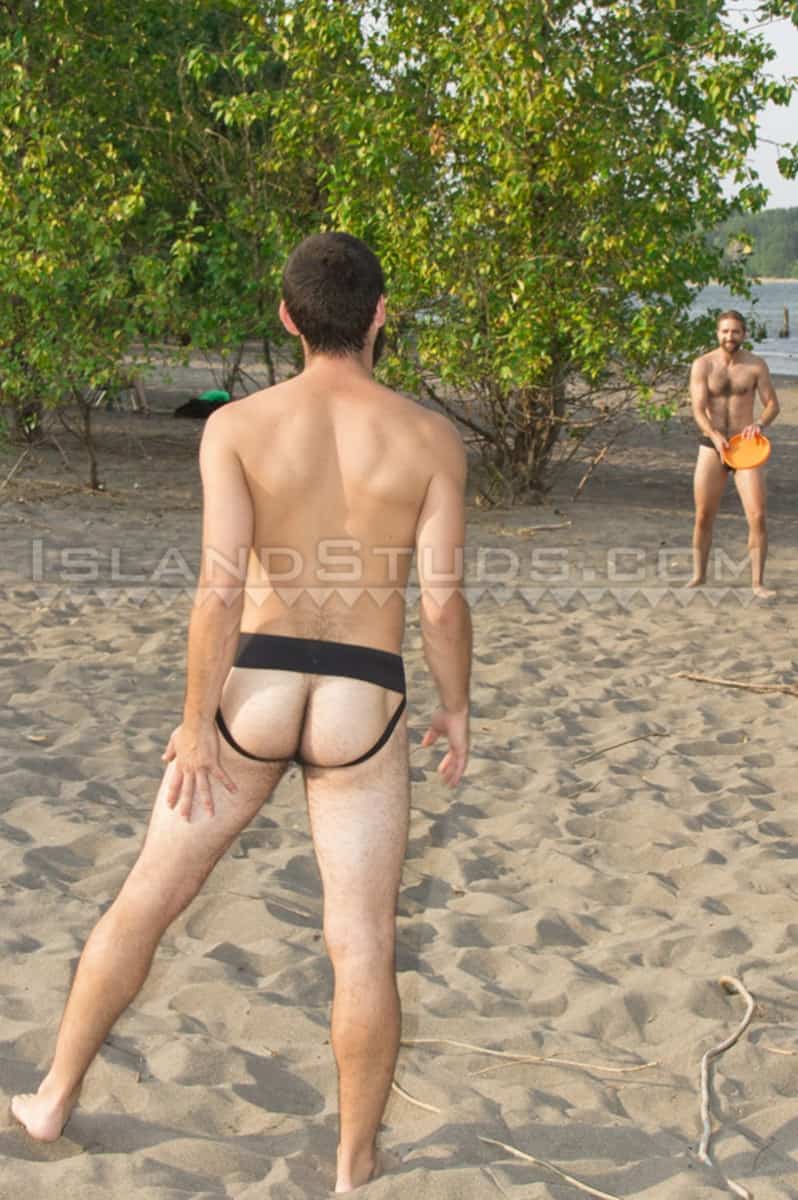IslandStuds Beard hairy chest outdoor gay sex Oregon jocks uncut Andre furry cock Mark mutual jerk off 005 gallery video photo - Bearded totally hairy outdoor Oregon jocks uncut Andre and furry cock Mark in hot duo action