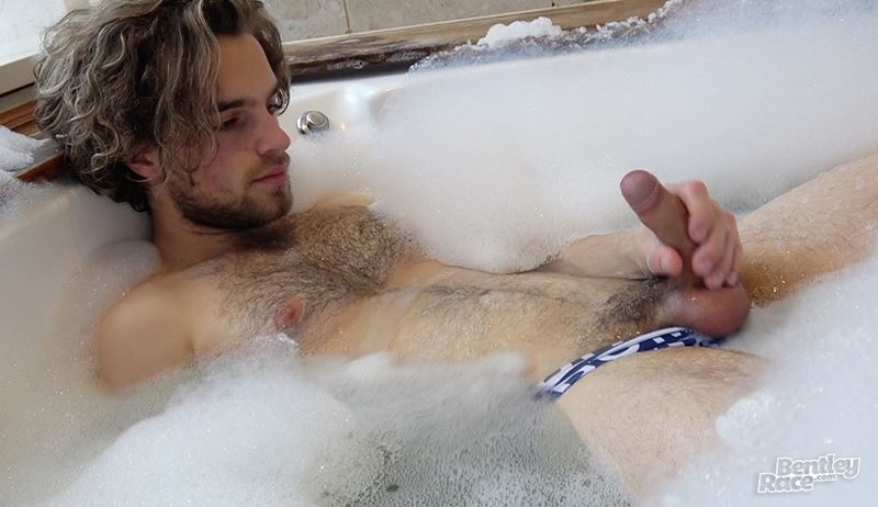 Young hairy hunk 21 year old Reece Anderson hot bath tub jerk off 009 gay porn pics - Young hairy hunk 21 year old Reece Anderson returns for a hot bath tub jerk off